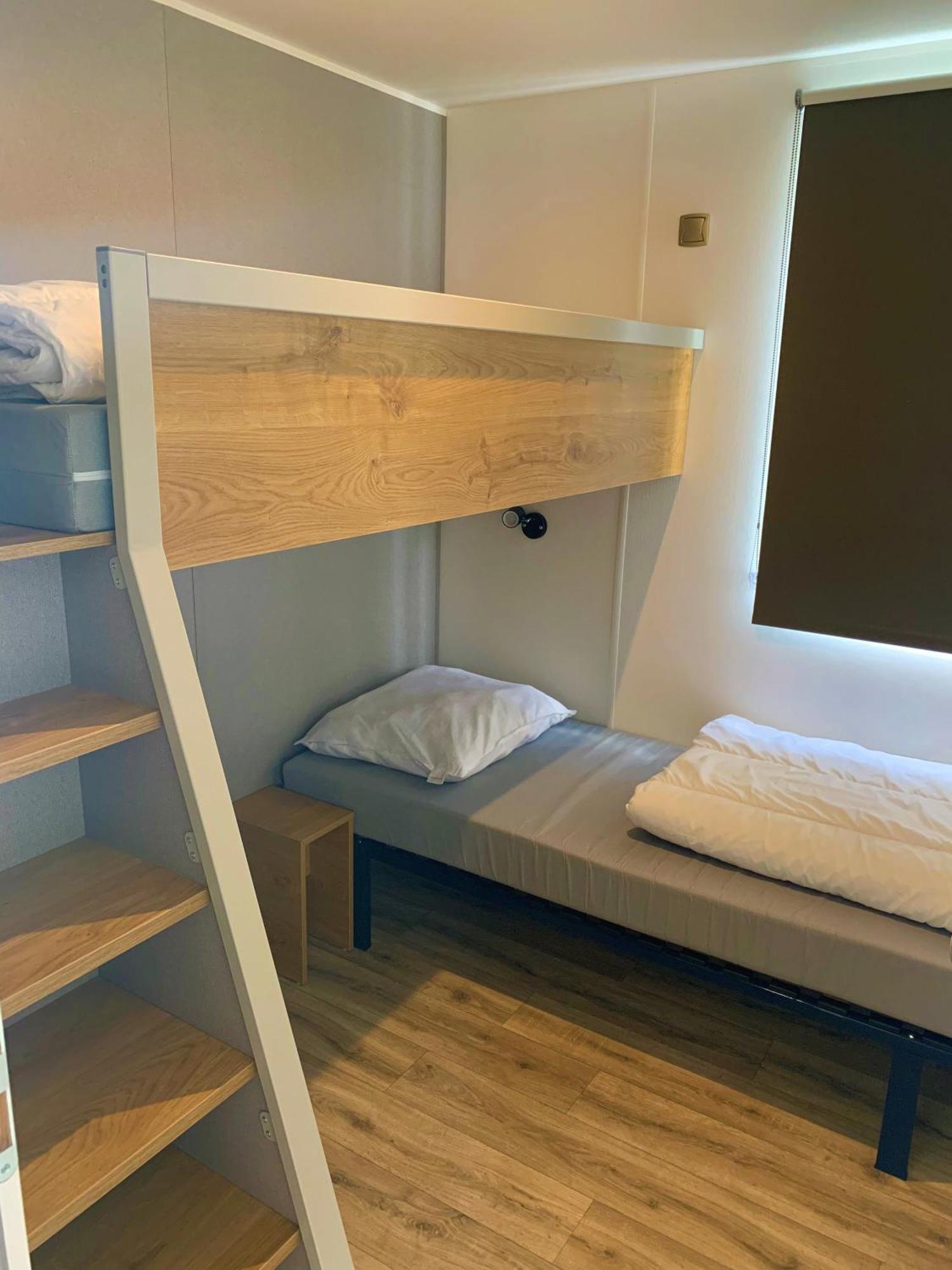 Vakantiepark Hertenhorst Беекберген Екстериор снимка